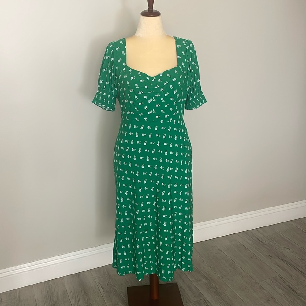 J-Crew Beautiful green floral print dress